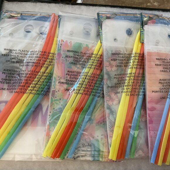 Reusable Drink Pouches with Fun Designs – For Kids, Adults, and Parties 24 pcs - Picture 6 of 6